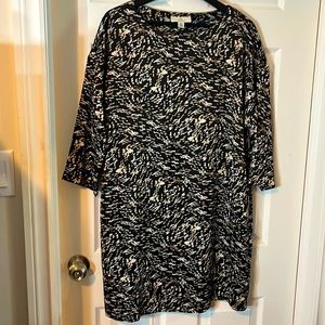 H Halston tunic dress oversized size small excellent condition